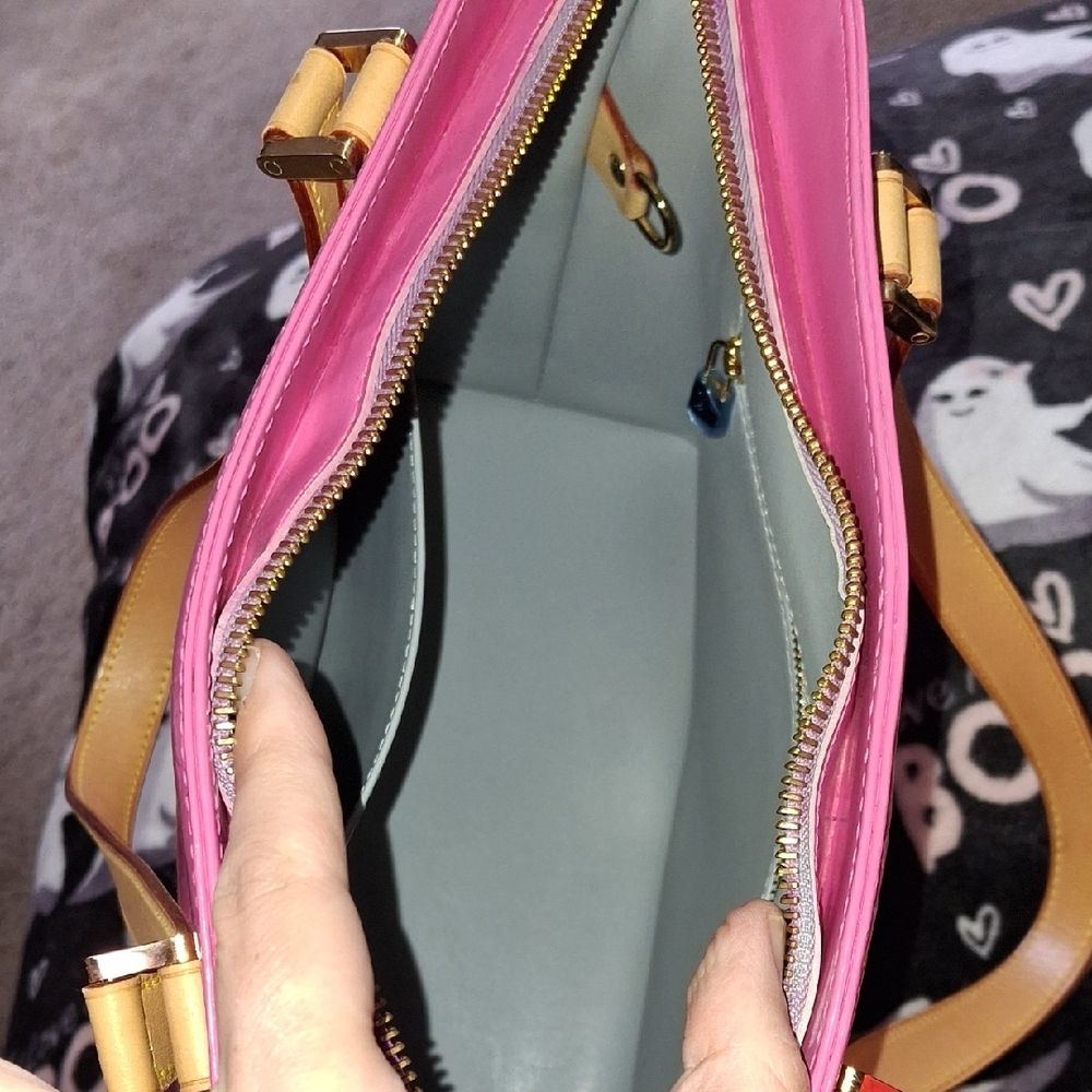 Louis Vuitton Pink Patent Tote with Tan Handles - Picture 6 of 7
